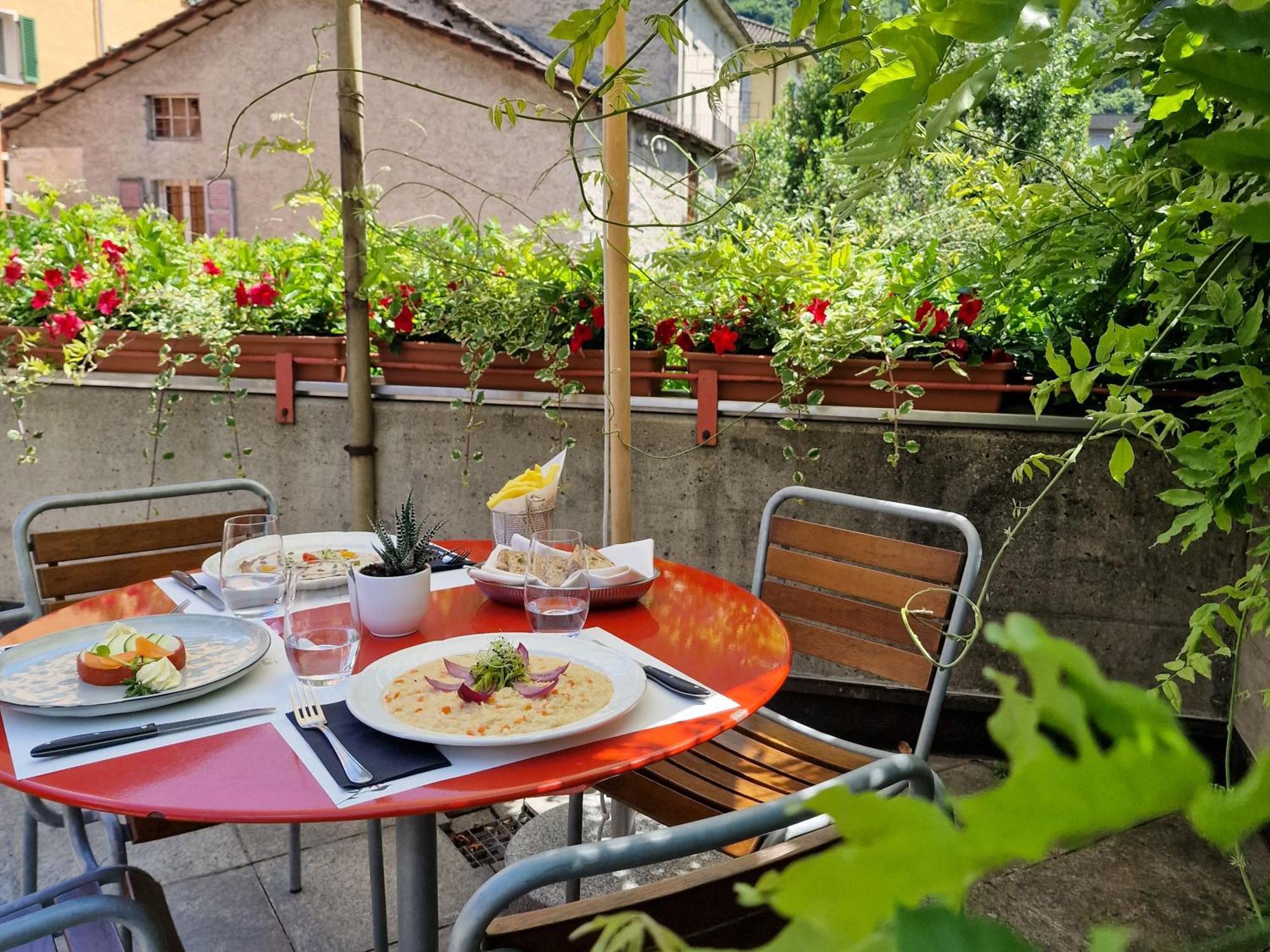 Al Giardinetto Hotel Biasca Exterior photo
